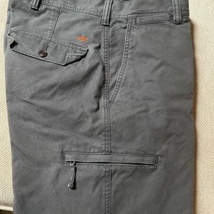 Men's Dockers / Cargo pants.